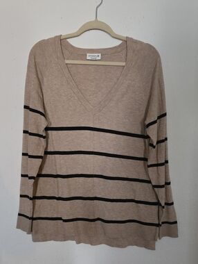 Studio B Beige V-Neck Sweater with Black Stripes